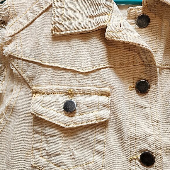 Shabby Chic 100% Cotton Vest in Cream - Picture 5 of 5